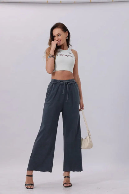 Acid Wash Wide-Leg Sweatpants – Relaxed Fit with Raw Hem