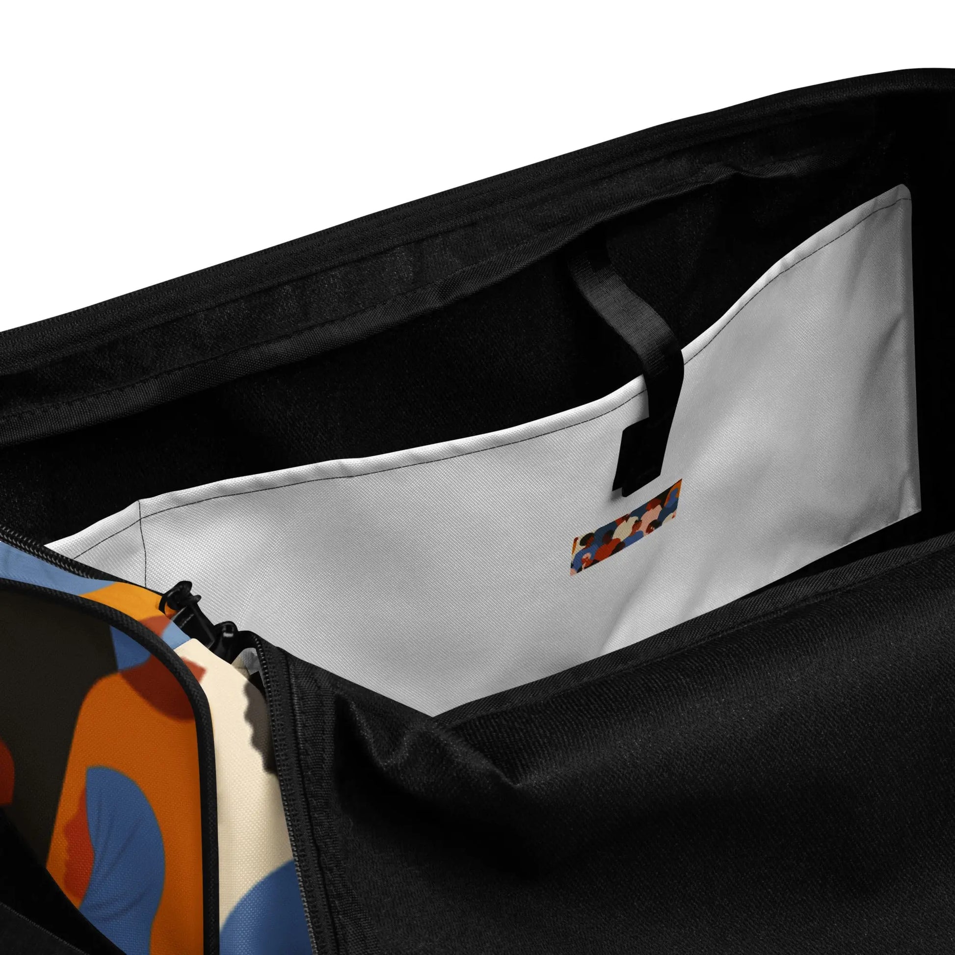 Duffle bag-LifessentialsLLC.com
