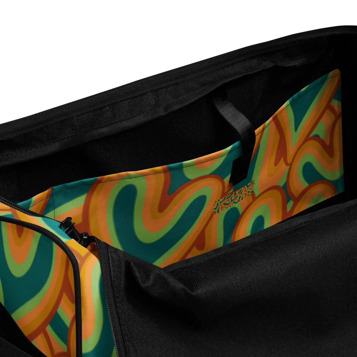 Duffle bag-LifessentialsLLC.com